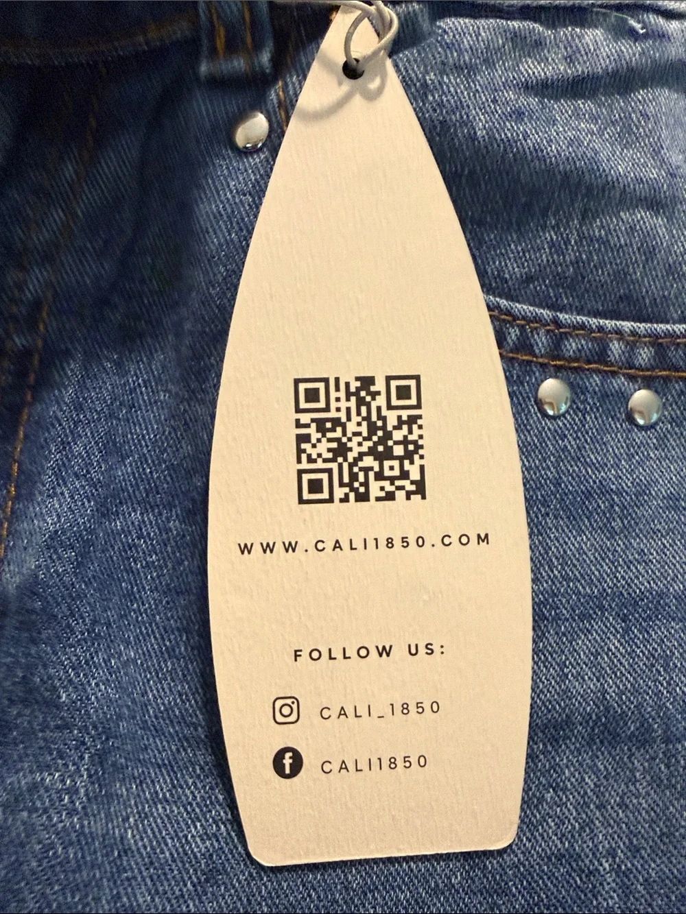 Cali 1850 Blue Medium Wash Silver Studded Wide Leg High Rise Denim Jeans NEW - Picture 13 of 16
